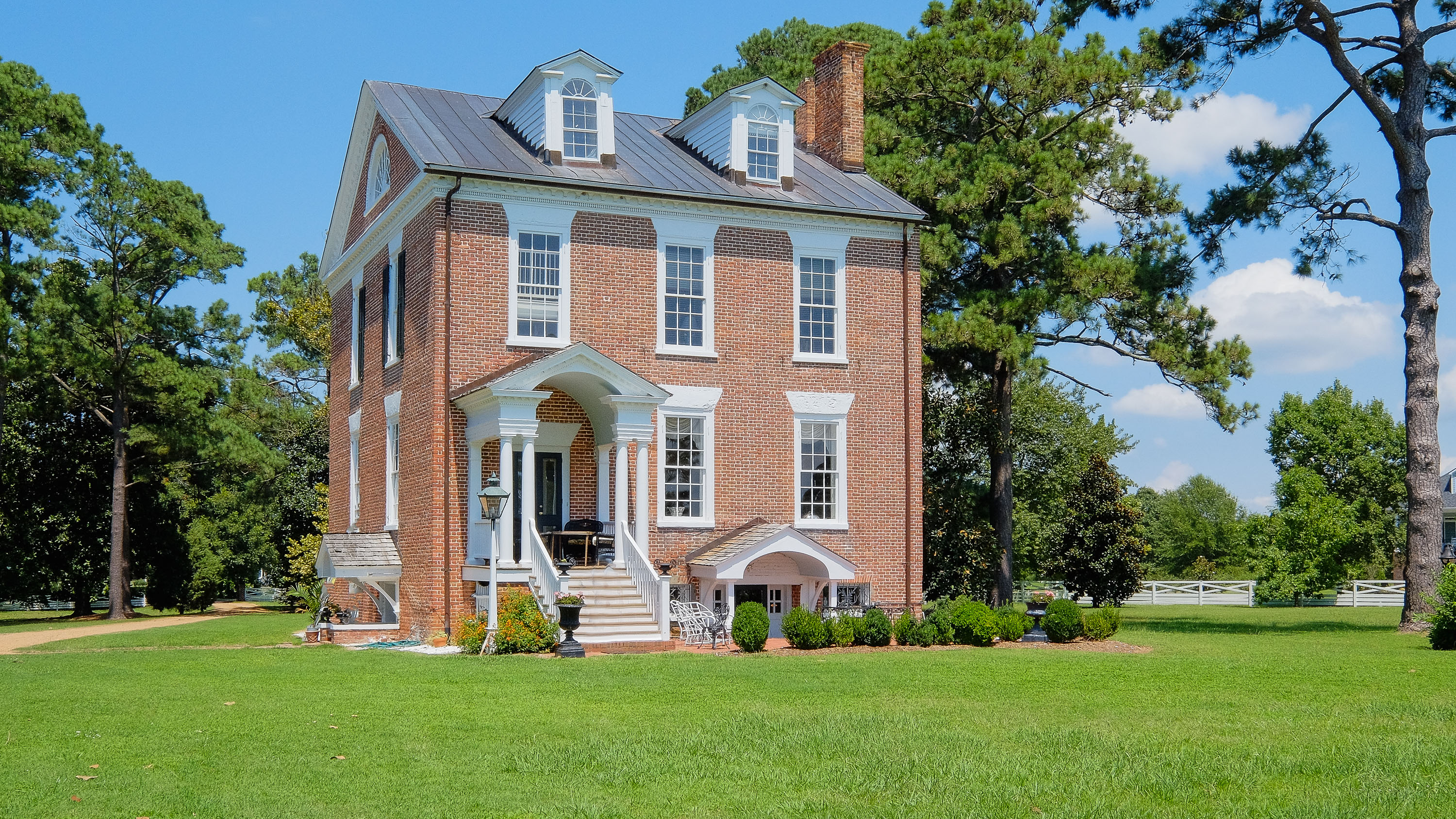 The stately Mulberry Hill manor house